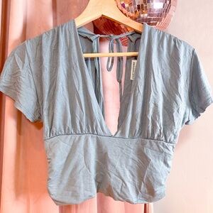 Earthbound Low Cut Crop Top Cap Sleeve Top Gray Blue (Small)
